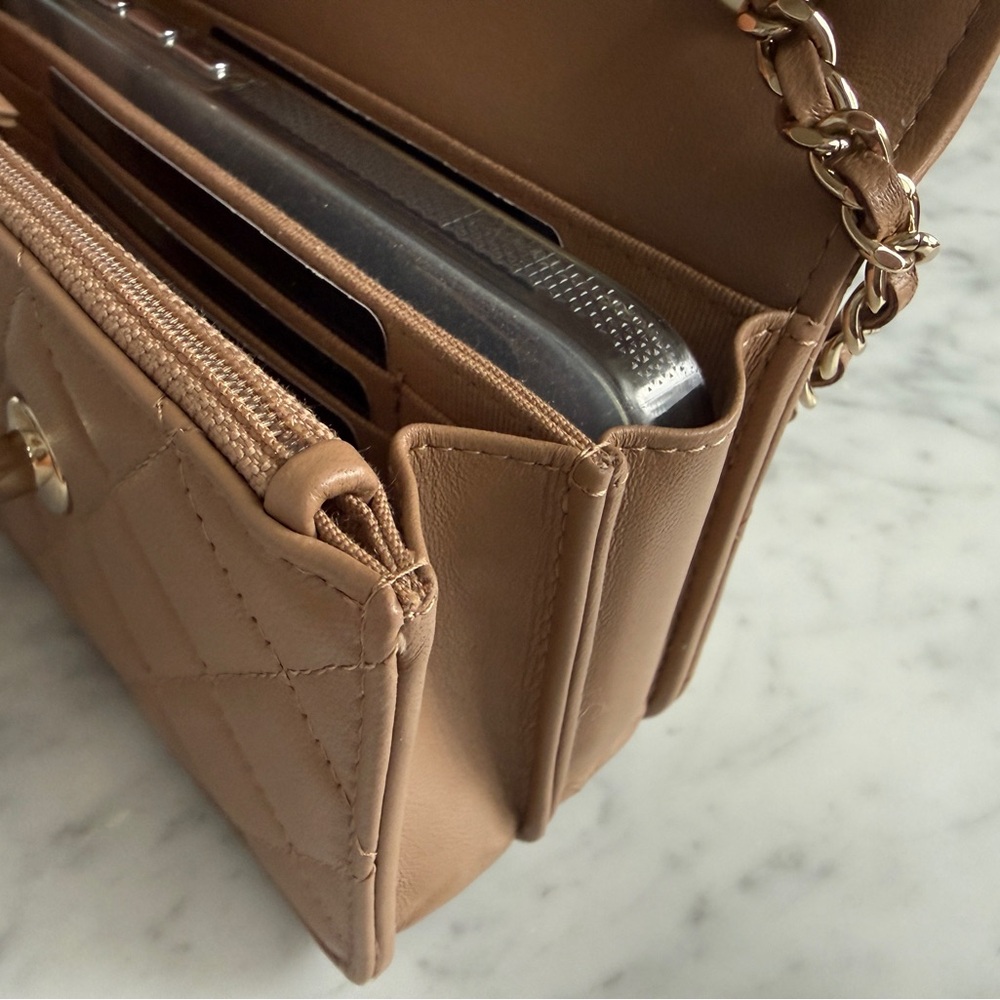 BRAND NEW Chanel Mini Trendy CC Wallet on Chain - Picture 3 of 13